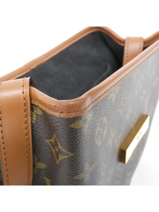 Louis Vuitton Monogram Dauphine Backpack Brown Marron main image 9